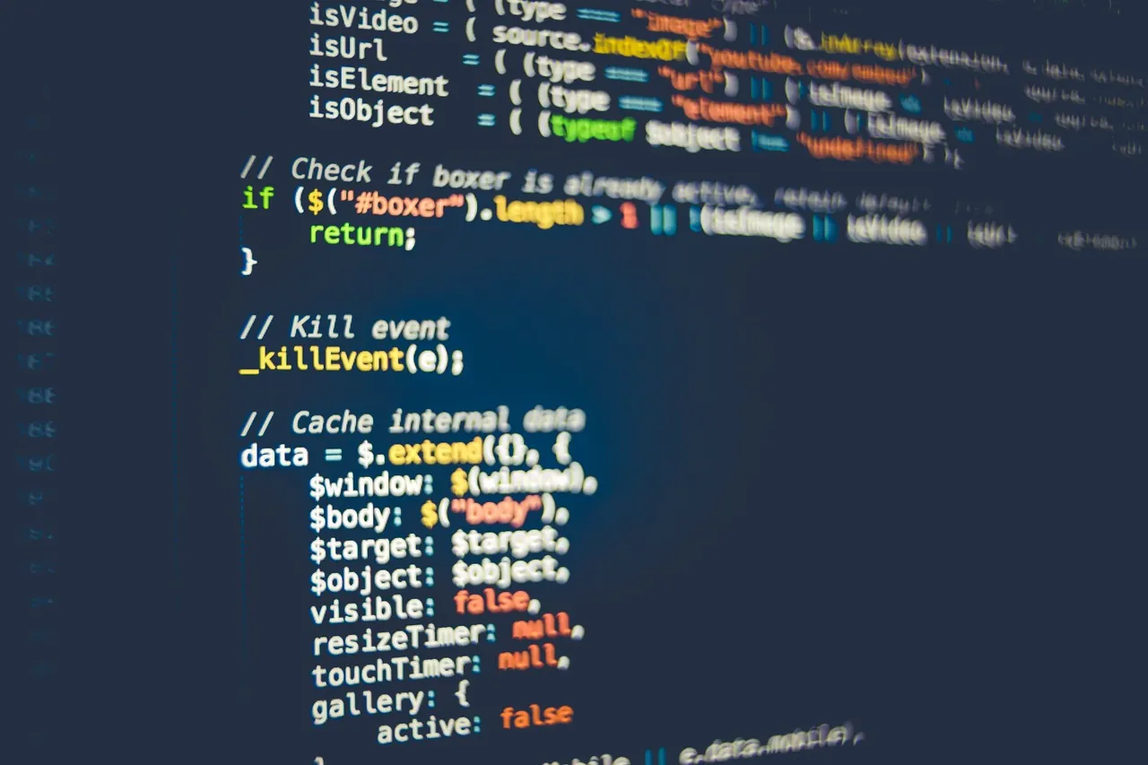 When Should You Build Custom Software vs Buy Off-the-Shelf?